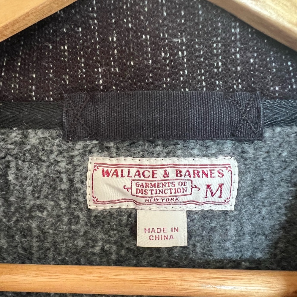 Men's Black striped cardigan - Picture 2 of 7